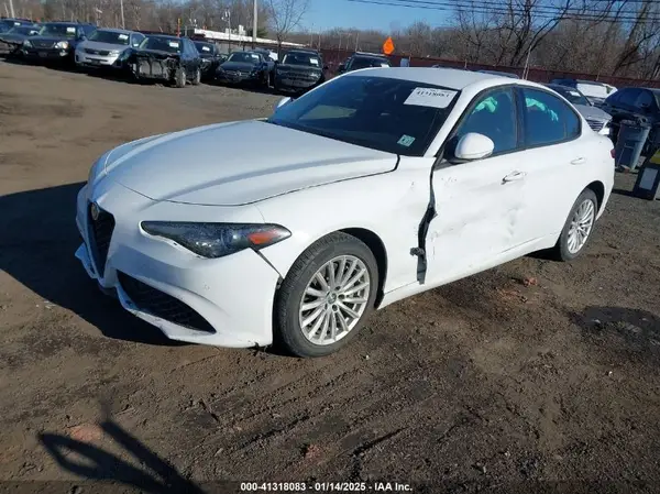 ZARFANAN6N7657243 2022 ALFA ROMEO GIULIA - Image 2