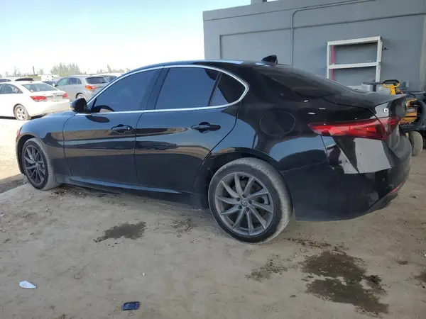 ZARFANAN7K7605292 2019 ALFA ROMEO GIULIA - Image 2