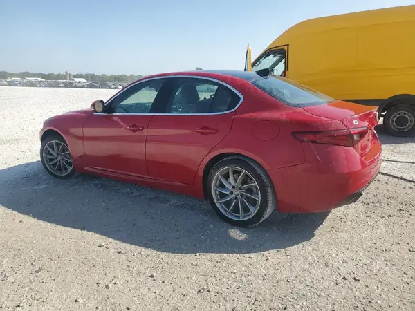 ZARFANAN7K7622769 2019 ALFA ROMEO GIULIA - Image 2