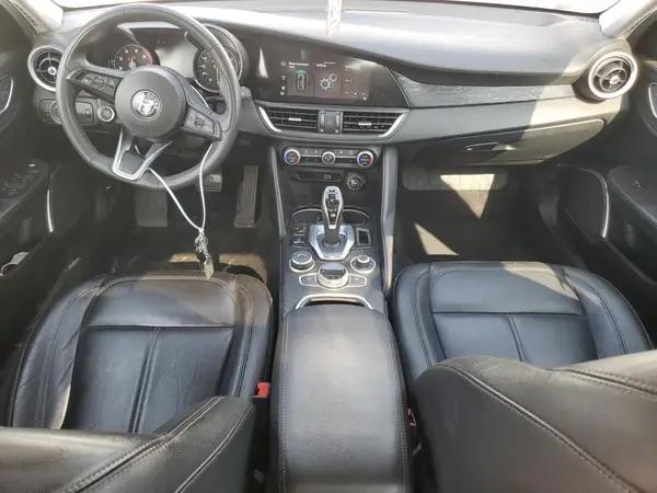 ZARFANAN7L7633675 2020 ALFA ROMEO GIULIA - Image 8