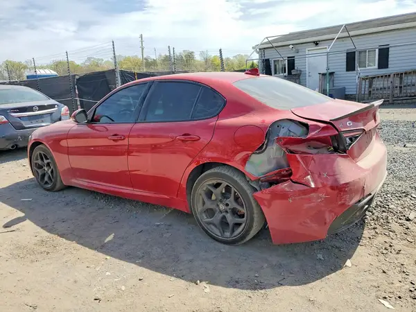 ZARFANAN7L7635751 2020 ALFA ROMEO GIULIA - Image 2