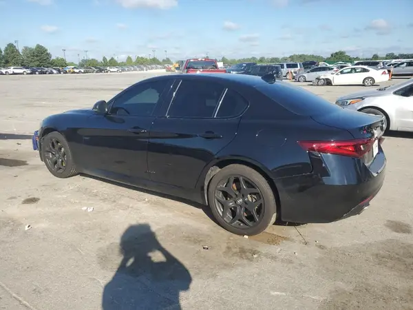 ZARFANAN7M7644550 2021 ALFA ROMEO GIULIA - Image 2