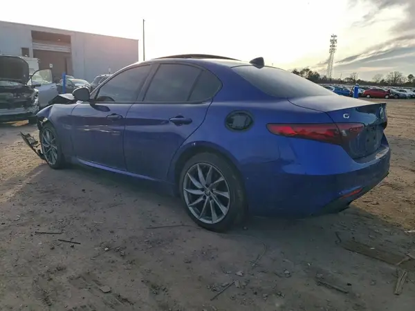 ZARFANAN8N7657499 2022 ALFA ROMEO GIULIA - Image 2