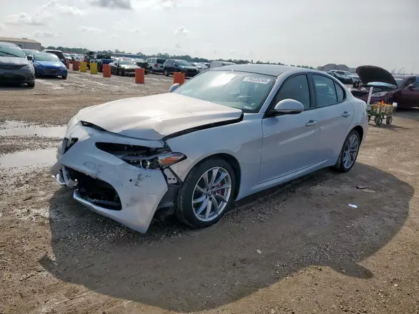 ZARFANAN8P7671194 2023 ALFA ROMEO GIULIA