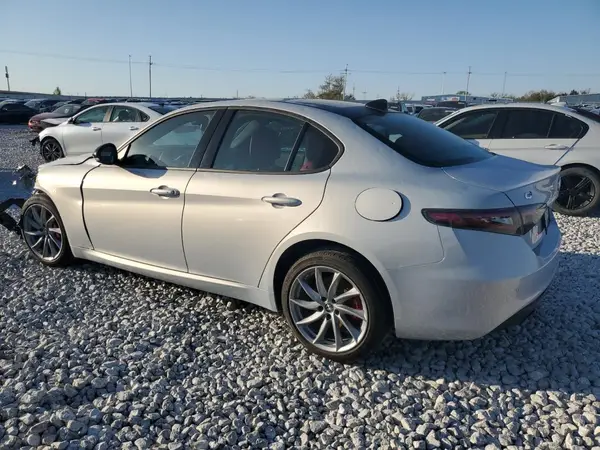 ZARFANAN8R7678018 2024 ALFA ROMEO GIULIA - Image 2