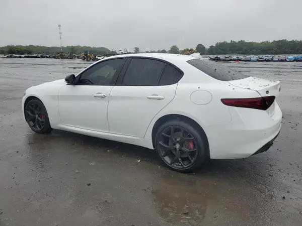 ZARFANAN9L7633449 2020 ALFA ROMEO GIULIA - Image 2