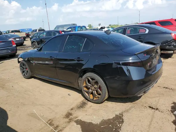 ZARFANAN9M7638801 2021 ALFA ROMEO GIULIA - Image 2