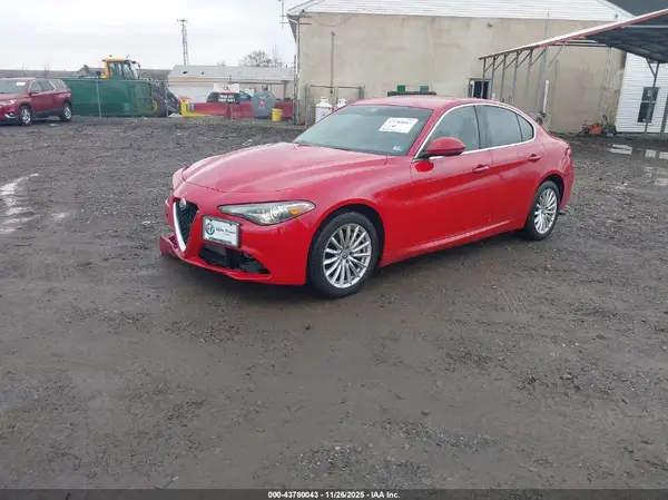 ZARFANAN9M7646378 2021 ALFA ROMEO GIULIA - Image 2