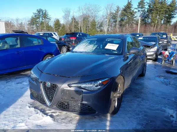 ZARFANANXK7603178 2019 ALFA ROMEO GIULIA - Image 2