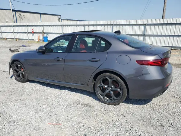 ZARFANANXK7609658 2019 ALFA ROMEO GIULIA - Image 2