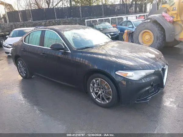 ZARFANANXL7629250 2020 ALFA ROMEO GIULIA - Image 1