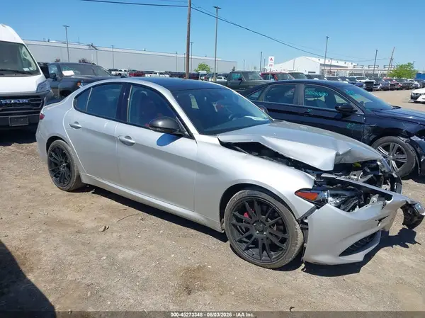 ZARFANANXL7637221 2020 ALFA ROMEO GIULIA