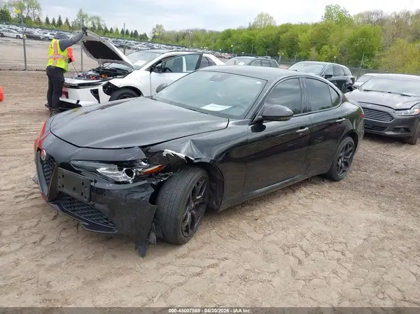 ZARFANANXM7639066 2021 ALFA ROMEO GIULIA - Image 2