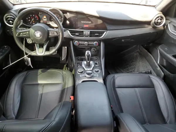 ZARFANANXN7661070 2022 ALFA ROMEO GIULIA - Image 8