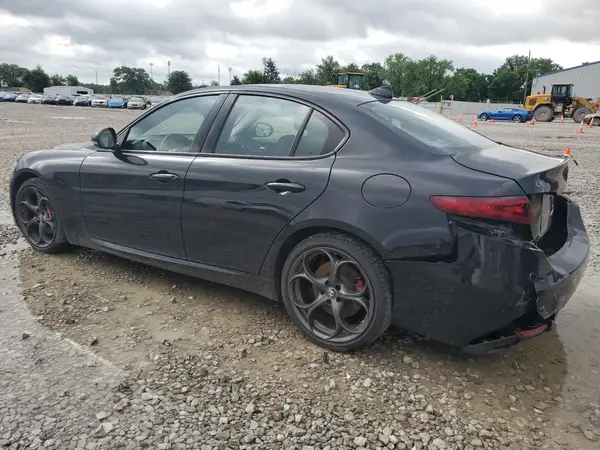 ZARFANBN0K7608498 2019 ALFA ROMEO GIULIA - Image 2