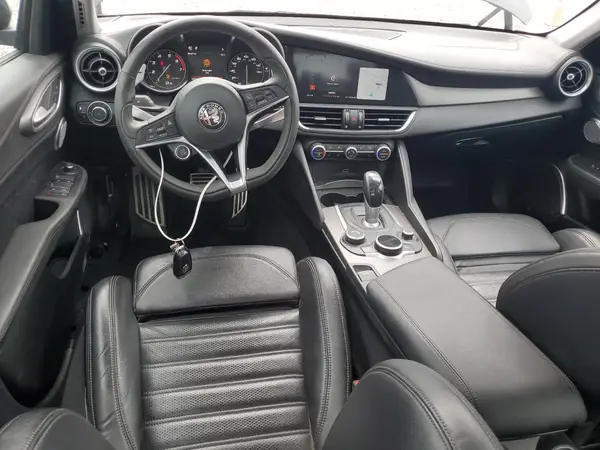ZARFANBN0K7608498 2019 ALFA ROMEO GIULIA - Image 8