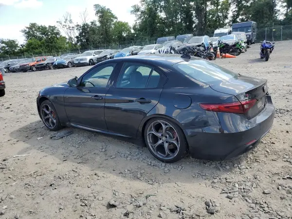 ZARFANBN0K7611627 2019 ALFA ROMEO GIULIA - Image 2
