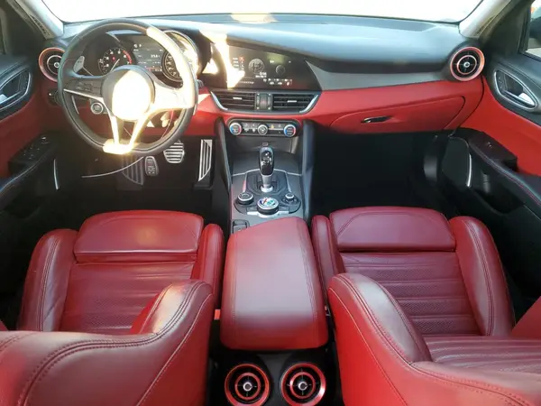 ZARFANBN0K7621770 2019 ALFA ROMEO GIULIA - Image 8