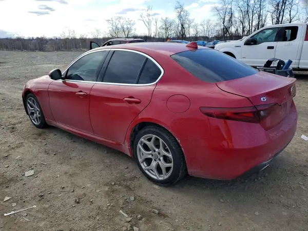 ZARFANBN0K7622157 2019 ALFA ROMEO GIULIA - Image 2
