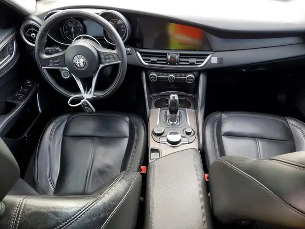 ZARFANBN0K7622157 2019 ALFA ROMEO GIULIA - Image 8