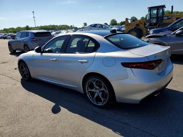 ZARFANBN0K7622238 2019 ALFA ROMEO GIULIA - Image 2