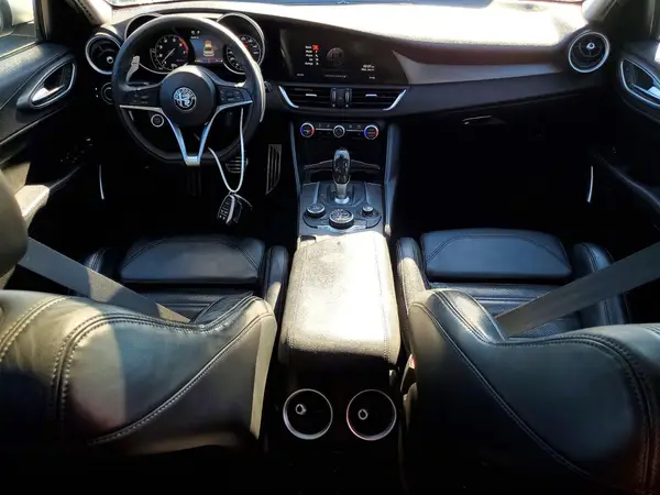 ZARFANBN0K7622238 2019 ALFA ROMEO GIULIA - Image 8