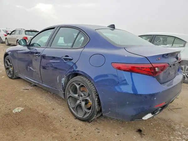 ZARFANBN0K7623051 2019 ALFA ROMEO GIULIA - Image 2