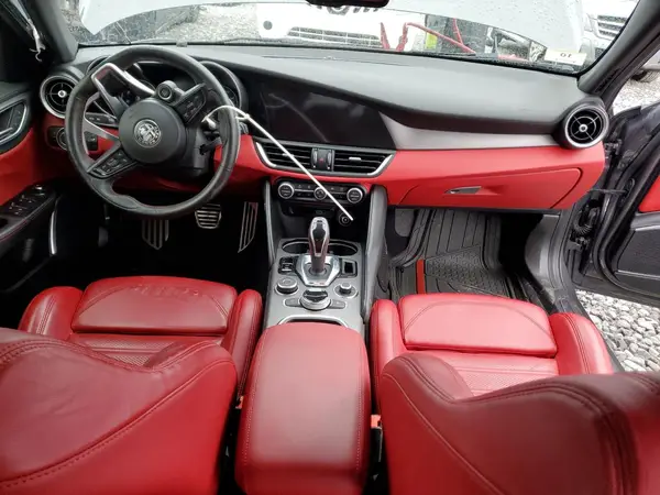 ZARFANBN0L7633158 2020 ALFA ROMEO GIULIA - Image 8