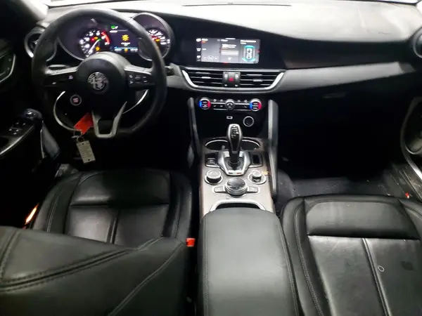 ZARFANBN0L7633256 2020 ALFA ROMEO GIULIA - Image 8