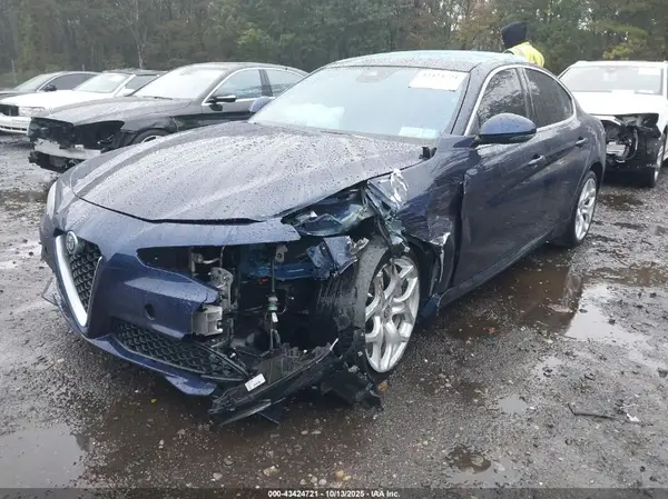 ZARFANBN0L7639140 2020 ALFA ROMEO GIULIA - Image 2