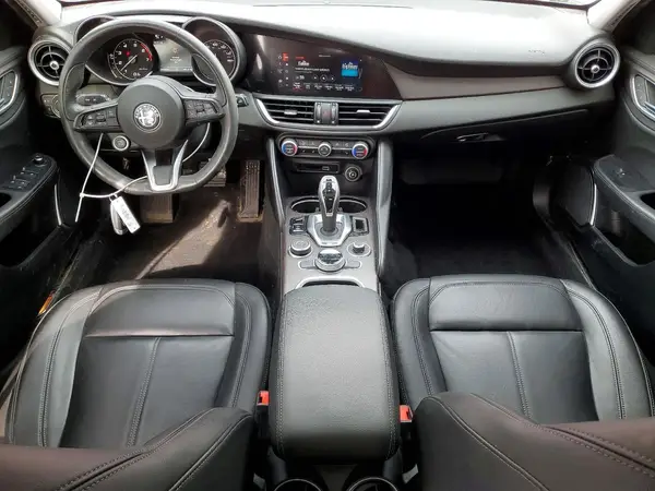 ZARFANBN0M7646638 2021 ALFA ROMEO GIULIA - Image 8