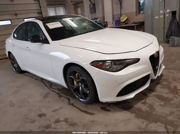 ZARFANBN0M7647630 2021 ALFA ROMEO GIULIA