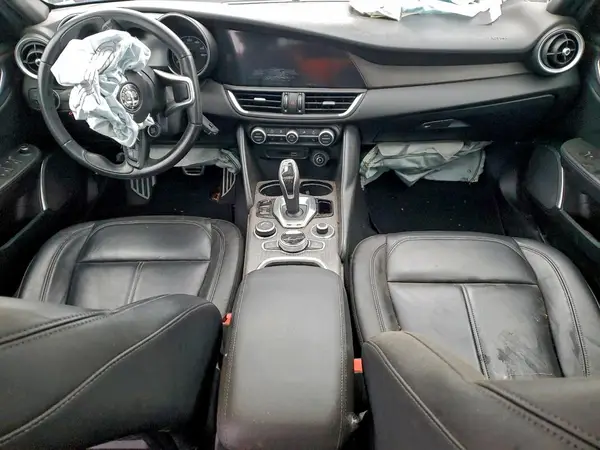ZARFANBN0N7652585 2022 ALFA ROMEO GIULIA - Image 8