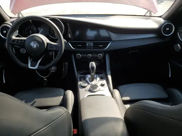 ZARFANBN0N7652828 2022 ALFA ROMEO GIULIA - Image 8