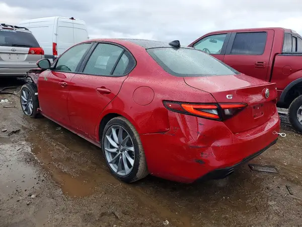 ZARFANBN0N7655180 2022 ALFA ROMEO GIULIA - Image 2