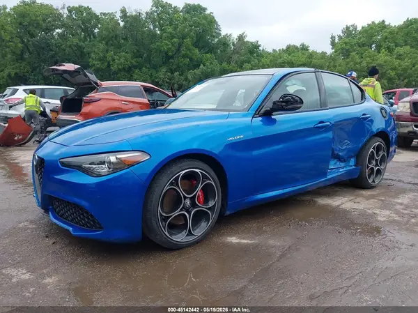 ZARFANBN0N7662355 2022 ALFA ROMEO GIULIA - Image 2
