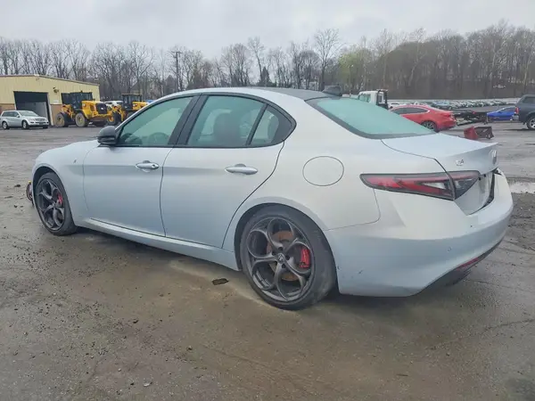 ZARFANBN0R7680361 2024 ALFA ROMEO GIULIA - Image 2