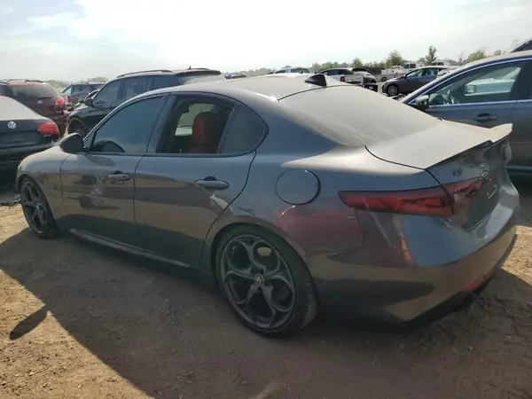 ZARFANBN1K7608185 2019 ALFA ROMEO GIULIA - Image 2