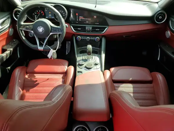 ZARFANBN1K7608185 2019 ALFA ROMEO GIULIA - Image 8