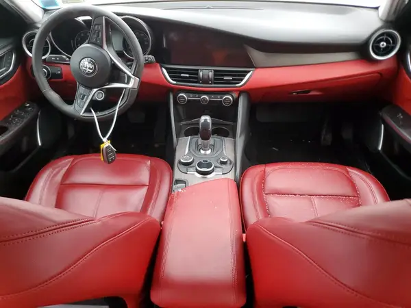 ZARFANBN1K7622863 2019 ALFA ROMEO GIULIA - Image 8