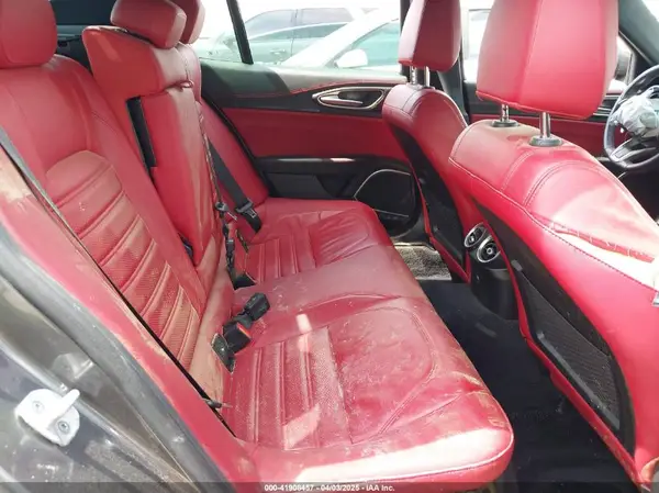 ZARFANBN1L7634108 2020 ALFA ROMEO GIULIA - Image 8