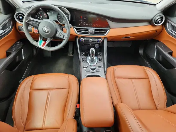 ZARFANBN1M7645742 2021 ALFA ROMEO GIULIA - Image 8