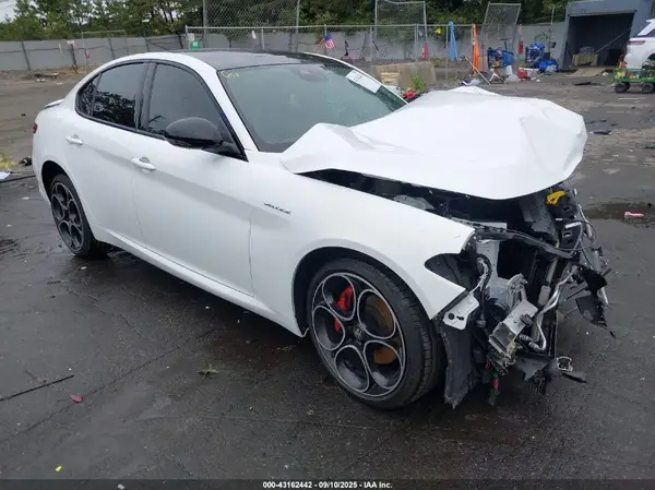 ZARFANBN1N7654460 2022 ALFA ROMEO GIULIA