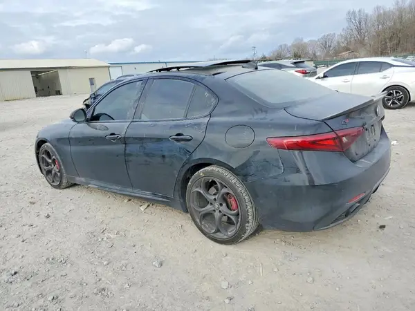 ZARFANBN2K7600631 2019 ALFA ROMEO GIULIA - Image 2