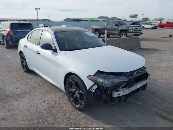 ZARFANBN2K7618496 2019 ALFA ROMEO GIULIA