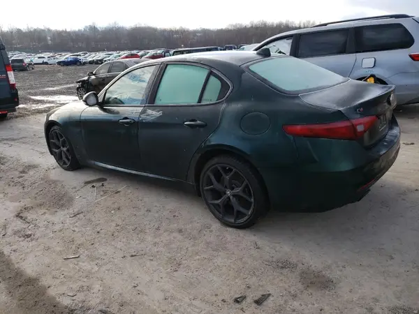 ZARFANBN2L7629435 2020 ALFA ROMEO GIULIA - Image 2