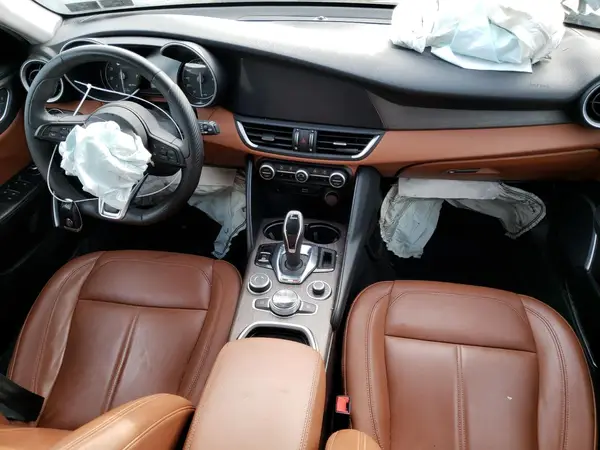 ZARFANBN2L7629435 2020 ALFA ROMEO GIULIA - Image 8
