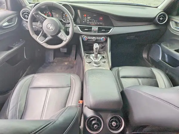 ZARFANBN2L7637051 2020 ALFA ROMEO GIULIA - Image 8