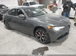 ZARFANBN2M7645488 2021 ALFA ROMEO GIULIA