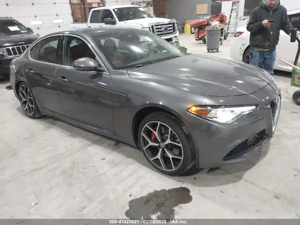 ZARFANBN2M7645488 2021 ALFA ROMEO GIULIA - Image 1